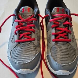 UA Under Armour Youth Athletic Sneakers Gray Red 5.5Y Boys Girls